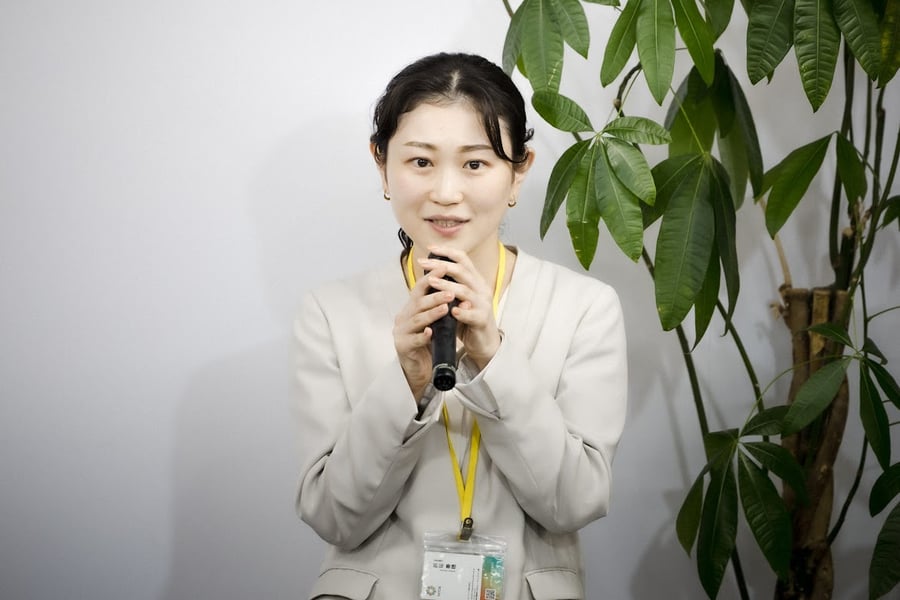 りこんの窓口 代表 板垣奏穂